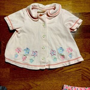 Vintage Baby Girl Embroidered Flower Top – Size 18M